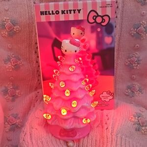 Hello Kitty Light Up Valentine Tree